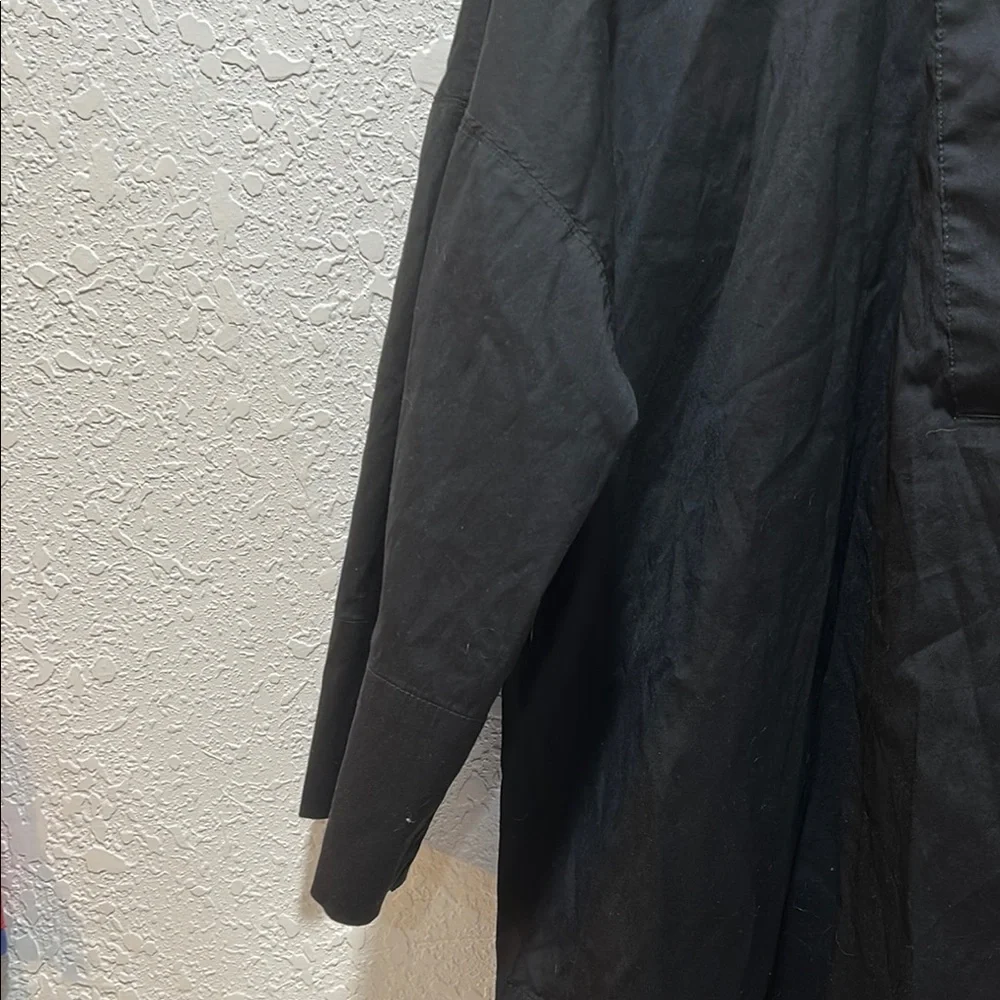 Chico’s  black blouse size 2 -u.s 12/14 GUC.. - Picture 4 of 11